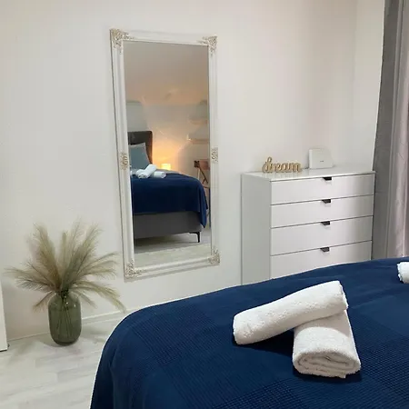 La Casa -family House يايتشه