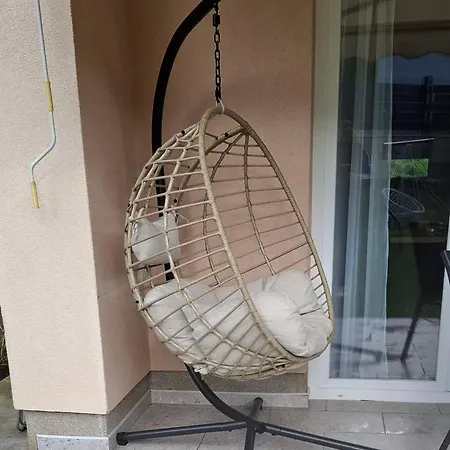 La Casa -family House