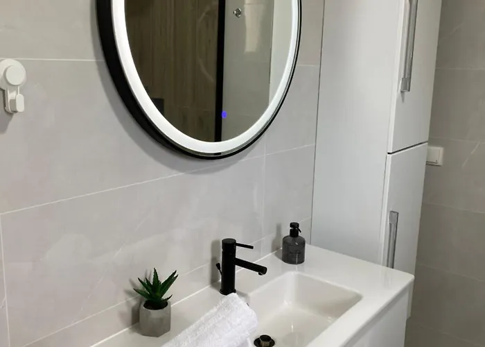 La Casa -family House