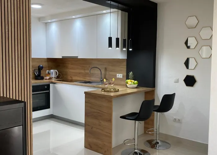 Villa La Casa -family House