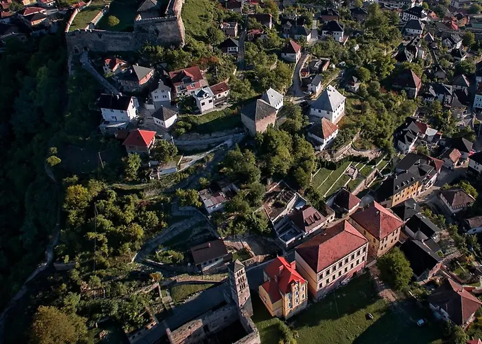 La Casa -family House Villa