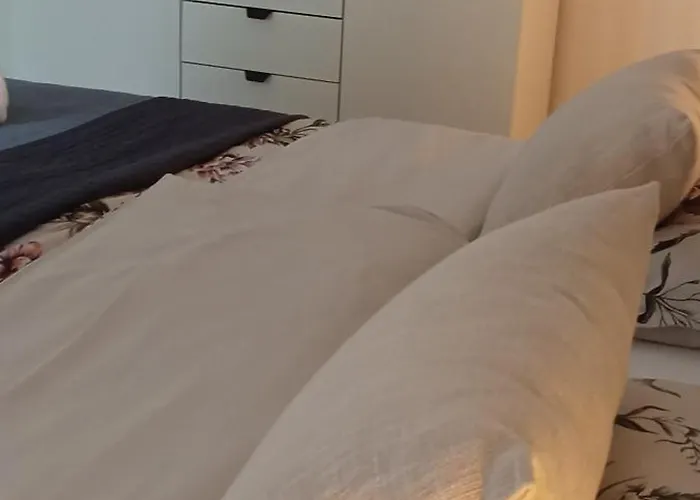 La Casa -family House Villa *